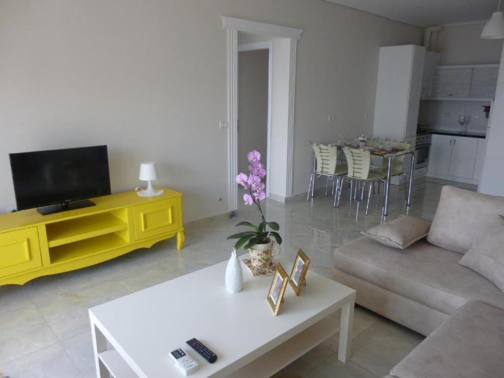Amarilis Luxury Apartment Sarande