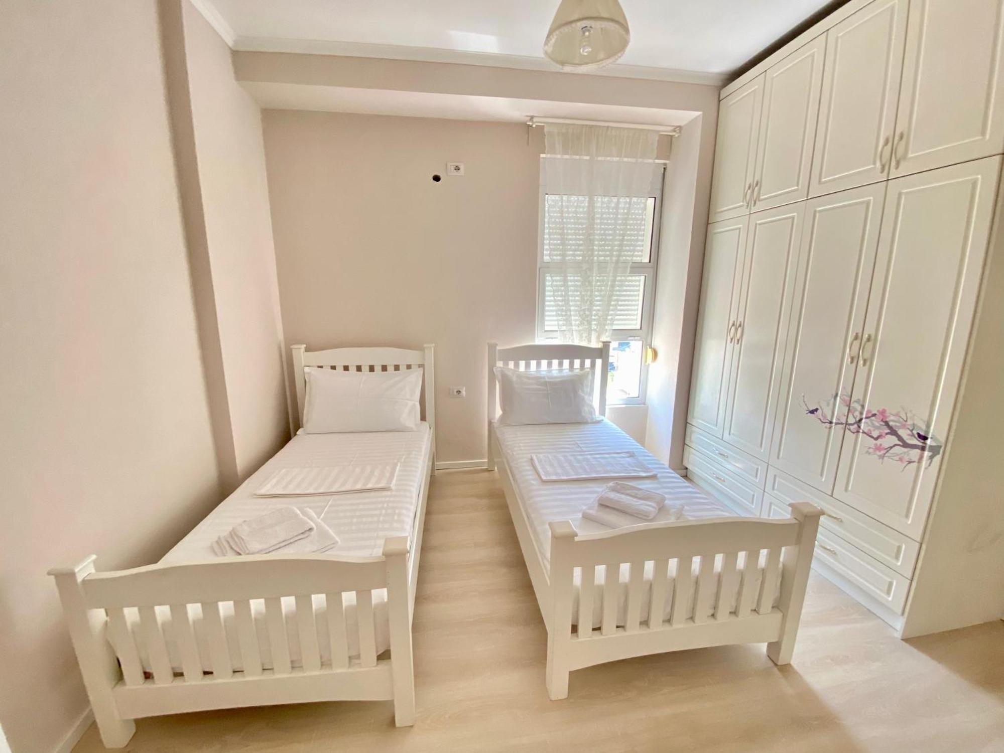 Amarilis Luxury * Sarande