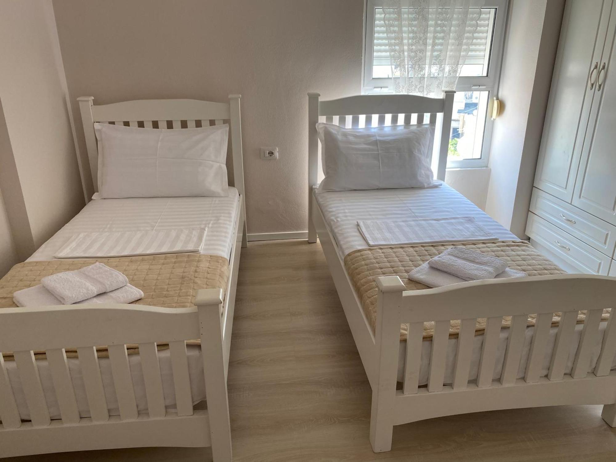 Amarilis Luxury Sarande