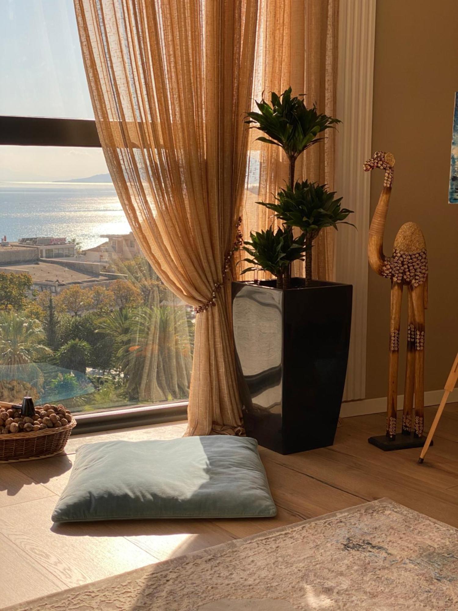 Amarilis Luxury Sarande